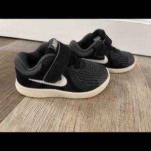 Nike Toddler Shoes - 5c